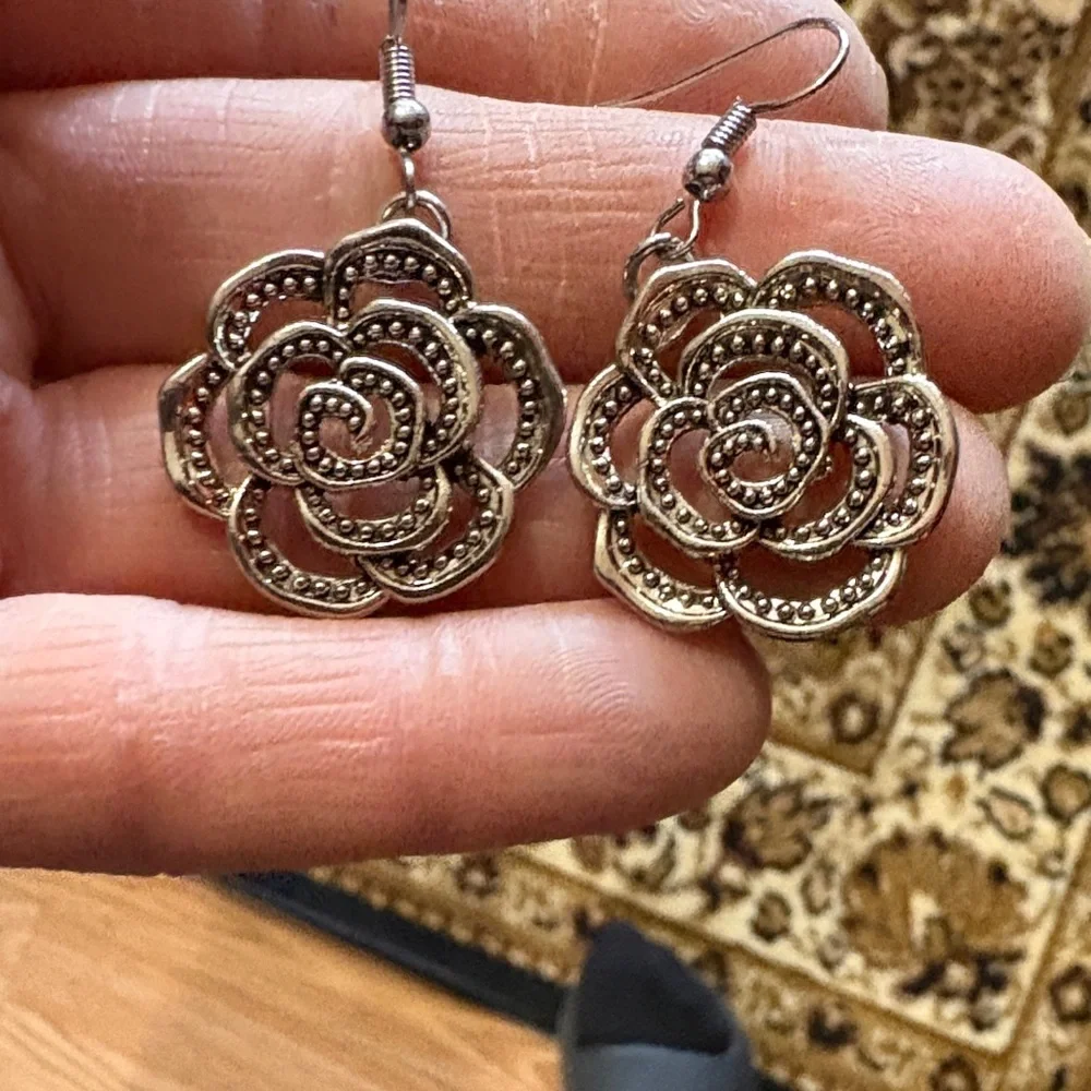 N/A vintage silver